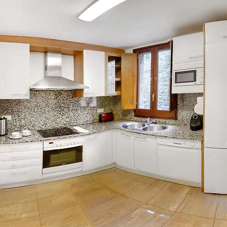 Galligants Апартаменты Жирона